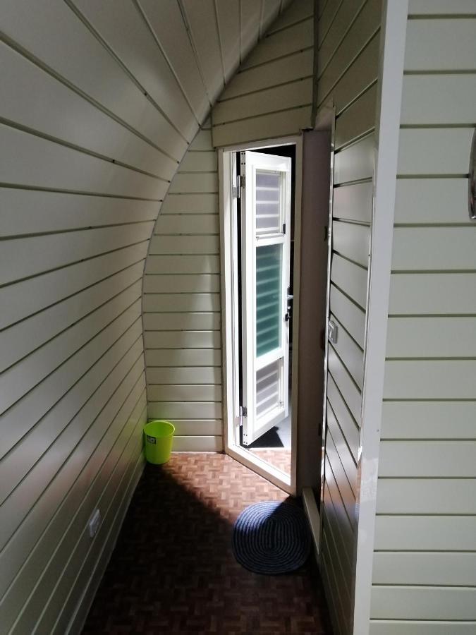 Komei Container Homestay تشينغ شوى الغرفة الصورة